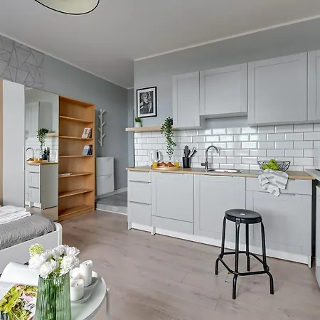 アパート Stacja 24/7