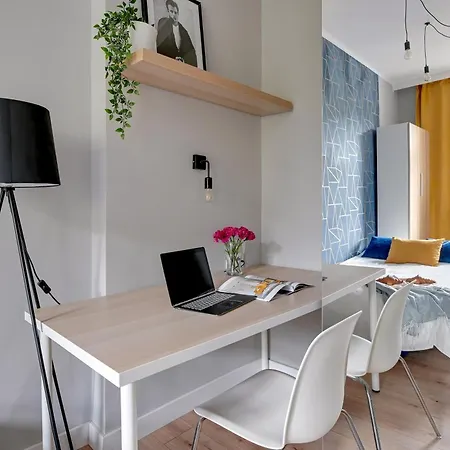 アパート Stacja 24/7